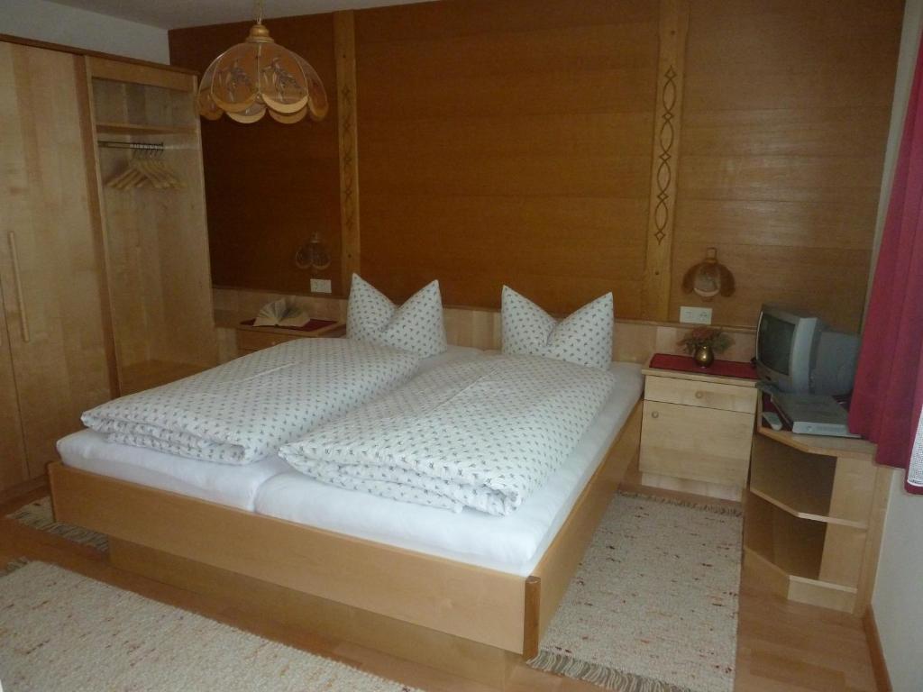 Pension Holzmann Лойташ Номер фото